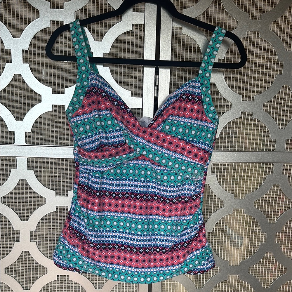 Lands' End Pink and blue Swimsuit with Dynamic Stripes